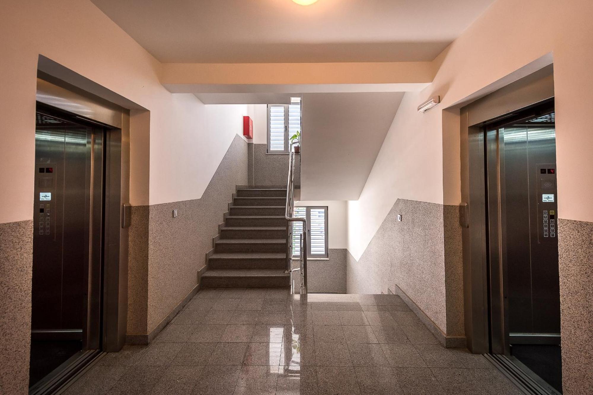 Apartments Montreal بودفا الغرفة الصورة