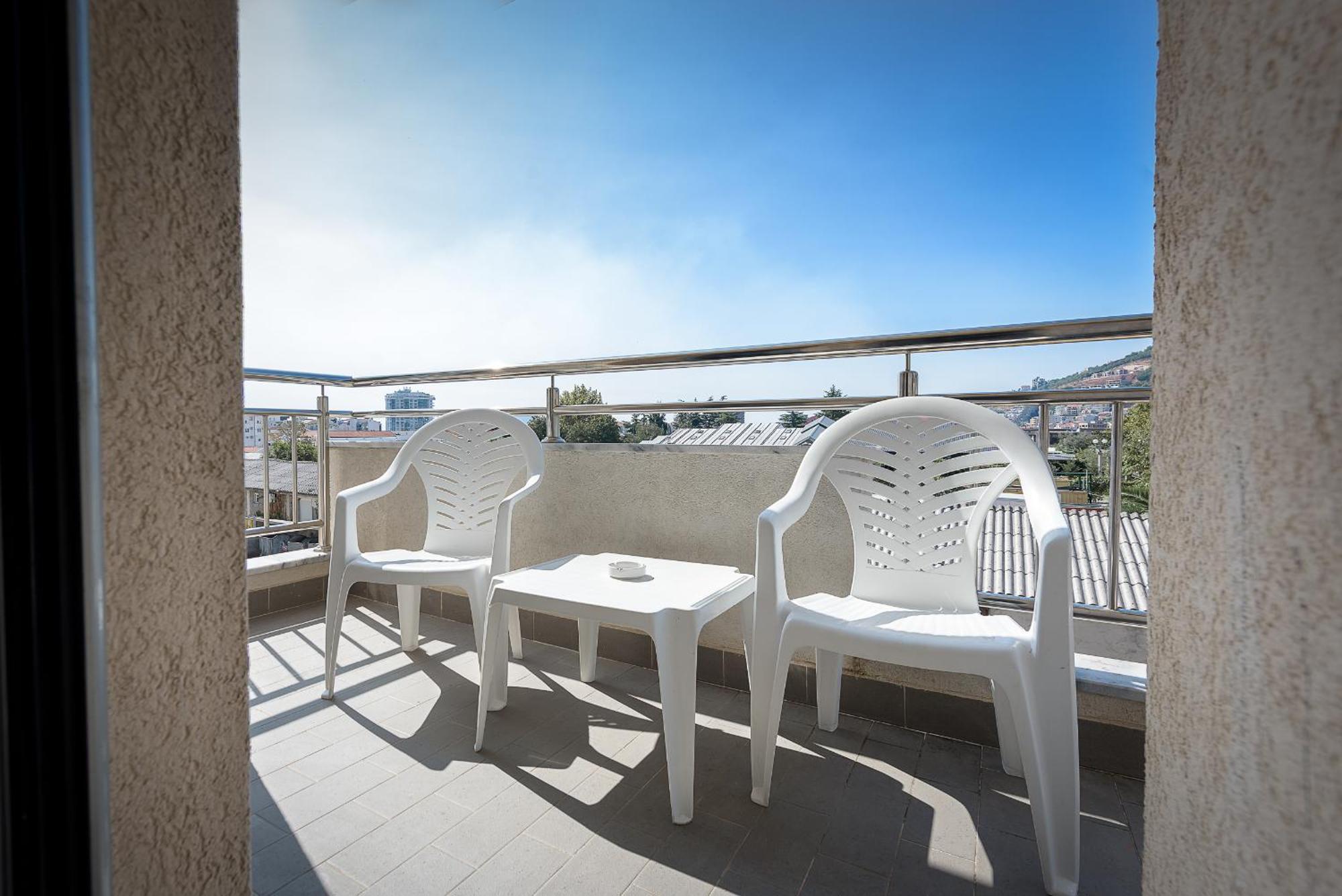 Apartments Montreal بودفا المظهر الخارجي الصورة