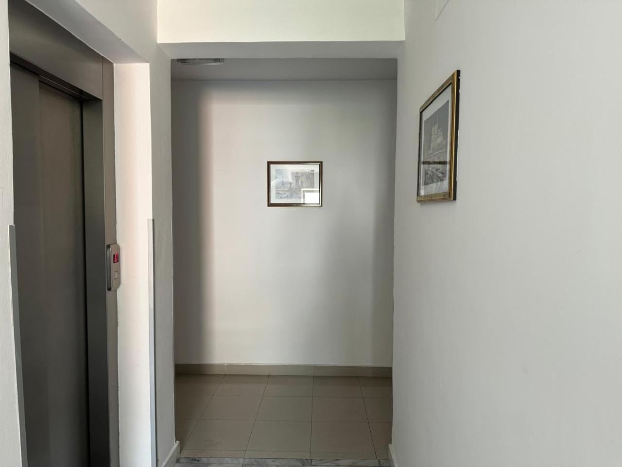 Apartments Montreal بودفا الغرفة الصورة